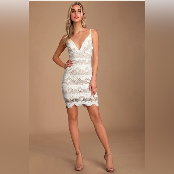 Lulu’s Sway Away White Crotchet Lace Dress Size Small - Picture 1 of 11